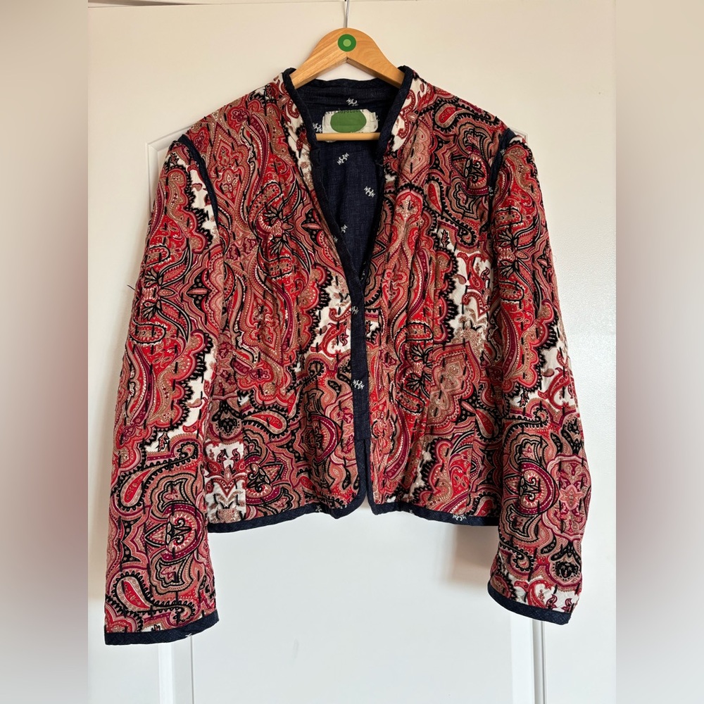 Anthropologie Paisley red and black kantha jacket size L. GUC